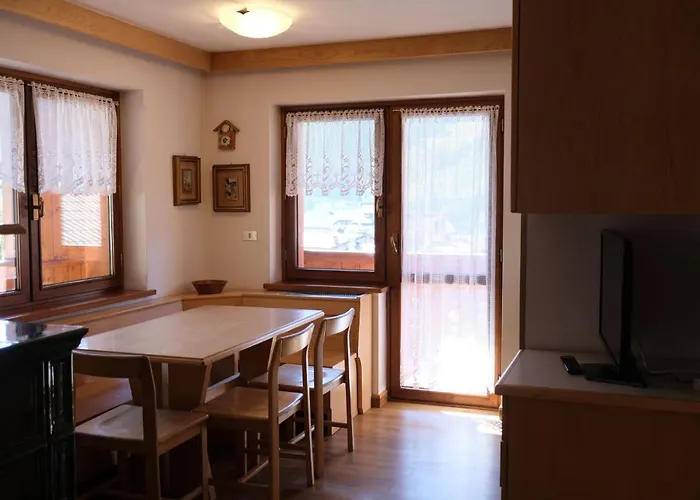 アパート Anny カナツェーイ