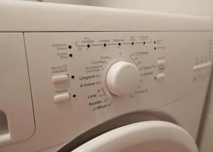 Anny カナツェーイ